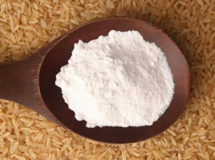 Chips di farina di riso al rosmarino FOTO ricettasprint