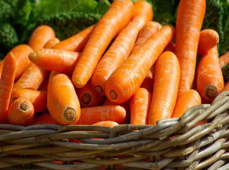 Crema fredda di carote e piselli FOTO ricettasprint