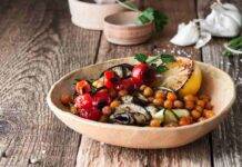 insalata ceci melanzane pomodori ricetta FOTO ricettasprint