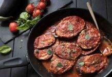 Melanzane alla parmigiana in padella | Il contorno più veloce che ci sia melanzane parmigiana padella ricetta FOTO ricettasprint
