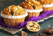 Muffin noci e cioccolato | La colazione non è mai stata così gustosa Muffin noci