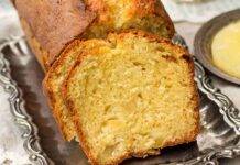 Plumcake soffice all’ananas e vaniglia | Senza impasto in 10 minuti