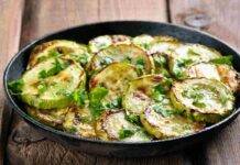 zucchine aceto padella ricetta FOTO ricettasprint