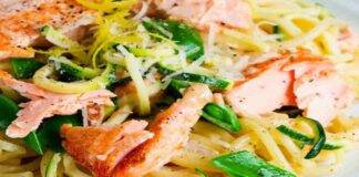 pasta con zucchine marinate salmone e menta