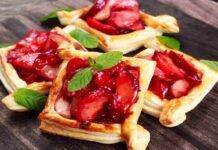 Cestini sfogliati con fragole mele al miele e mascarpone | da leccarsi i baffi Cestini sfogliati con fragole mele al miele e mascarpone