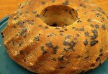 Ciambella allo yogurt senza uova con frutto della passione
