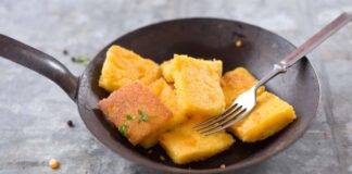 Finger food di polenta fritta