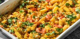 Fusilli con panna salmone e mozzarella