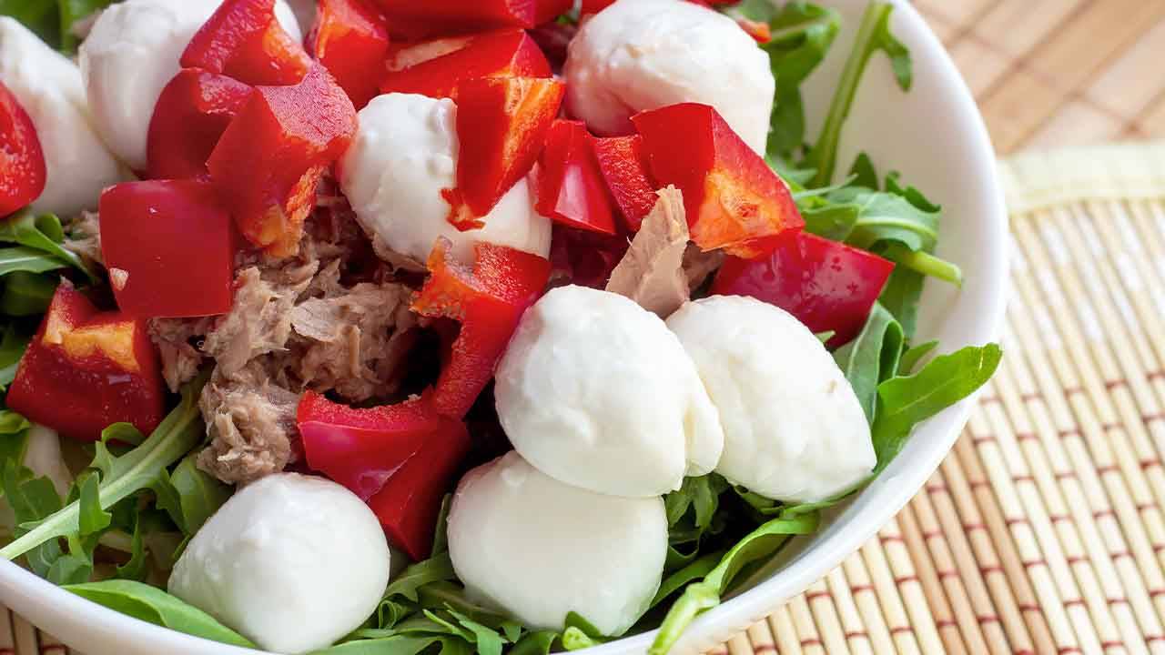 Insalata mozzarella tonno e pomodoro