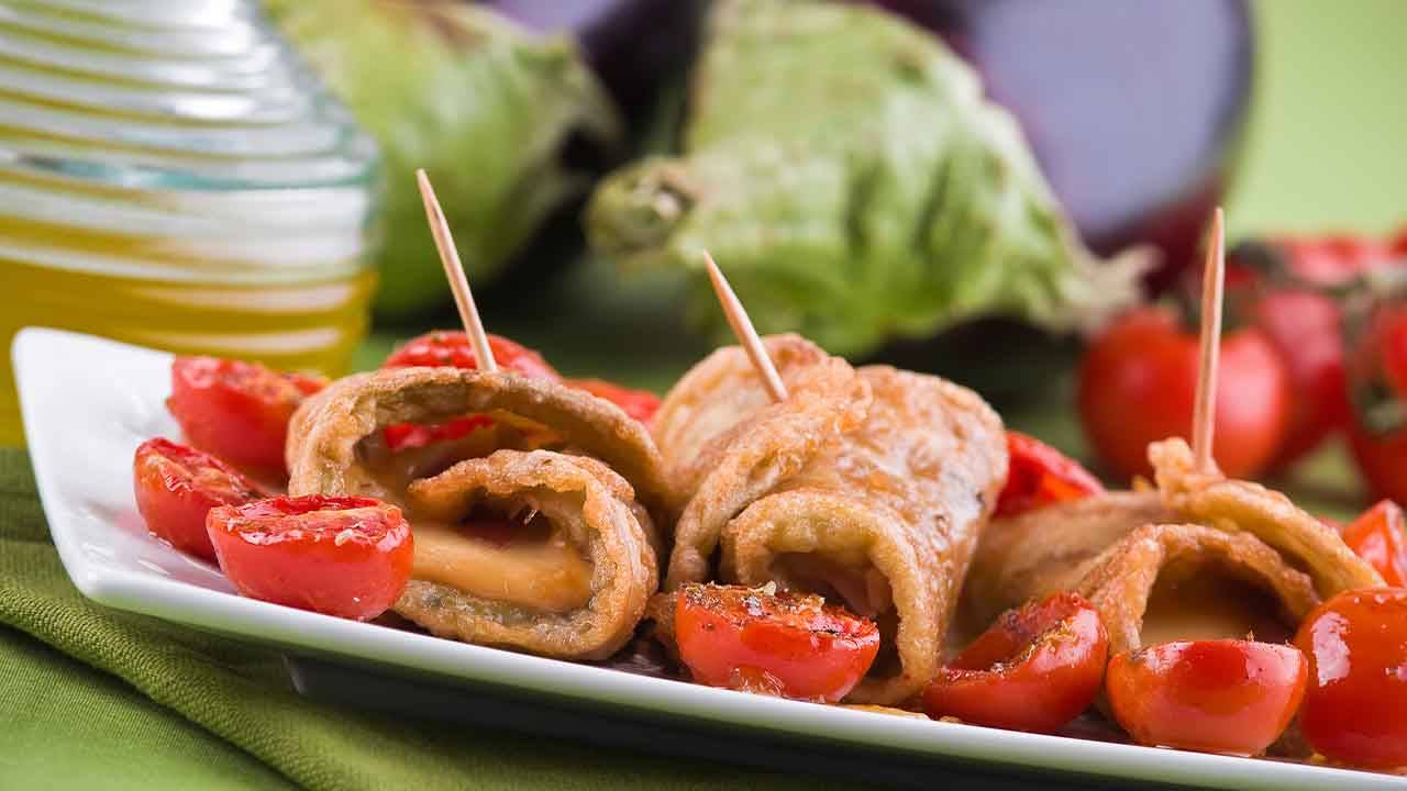 Involtini fritti di melanzane