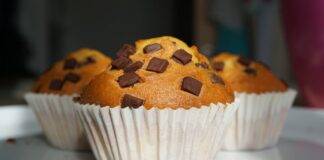 Muffin con gocce di cioccolato