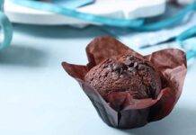 Muffin light al cacao, pronto in pochi istanti e senza lattosio Muffin al cioccolato senza lattosio
