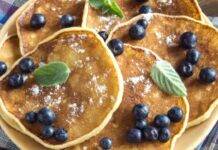 Dolcetti con frutta estiva