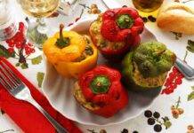 Peperoni farciti olive e riso | Una specialità da provare assolutamente peperoni farciti ricetta FOTO ricettasprint
