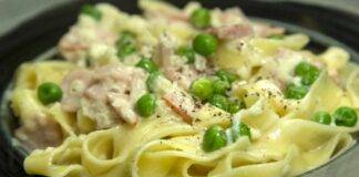 Tagliatelle con piselli e guanciale allo yogurt