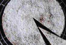 Dolce con amaretti e crema al mascarpone