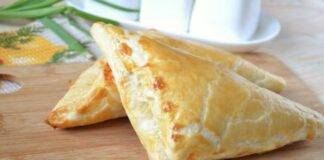 Triangoli di sfoglia con salsiccia fior di latte zucca e provola