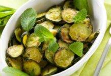 Zucchine marinate in carpione | Contorno delizioso e facilissimo Zucchine marinate in carpione ricettasprint