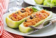 Zucchine ripiene alla mediterranea | Da far venire l’acquolina in bocca zucchine ripiene meditarranea ricetta FOTO ricettasprint