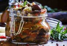 Caponata facile di melanzane ed olive nere in barattolo | Favolosa!