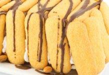 Dolce freddo ai biscotti e formaggio