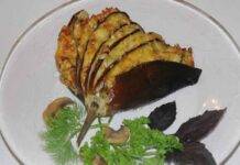 Melanzane con patate e prosciutto al forno | Il contorno per la domenica melanzane patate prosciutto forno ricetta FOTO ricettasprint