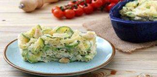 Pasta gratinata al forno con crema di zucchine e mandorle