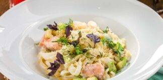Pasta con pesce e ortaggi