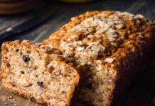 Plumcake di avena a nocciole e cioccolato AdobeStock