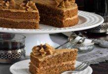 Torta al caffè profumata di vaniglia