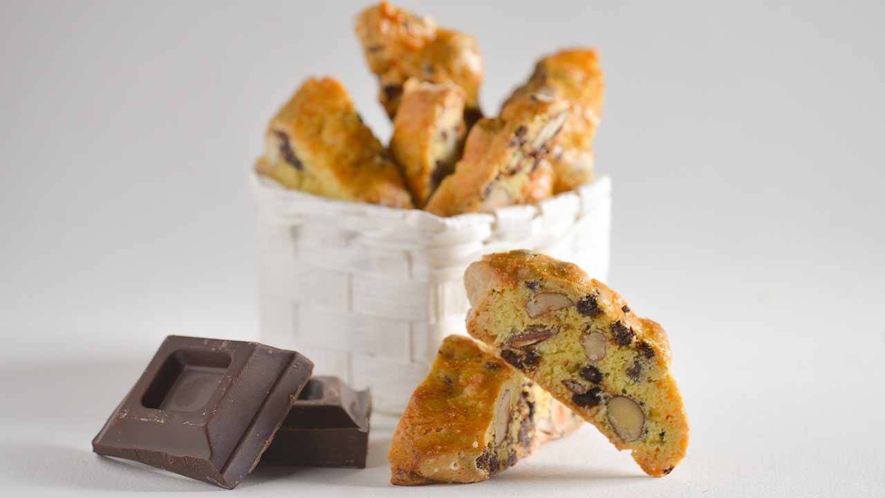 Biscotti mandorle e cioccolato