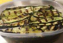 Zucchine grigliate alla scapece | una versione leggera e buonissima Zucchine grigliate alla scapece