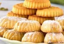 Biscotti pistacchio e cocco | Fantastici dolcetti leggeri e sani Dolcetti ripieni di crema al cocco