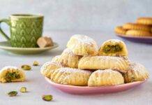 Biscotti al burro ripieni con cocco e pistacchio | Leggeri, facili da preparare biscotti al burro ripieni cocco pistacchio ricetta FOTO ricettasprint