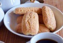 Biscotti da inzuppo al latte