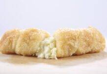 Cannoli morbidi | Una vera bomba di gusto e golosità cannoli morbidi ricetta FOTO ricettasprint