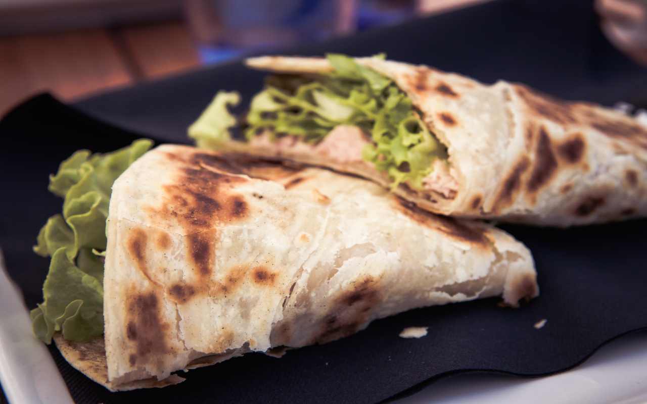 cestini piadina insalata ricetta FOTO ricettasprint