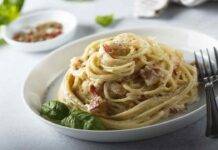 Pasta con cavolfiore e guanciale | un primo piatto da leccarsi i baffi Pasta con il cavolo saporita