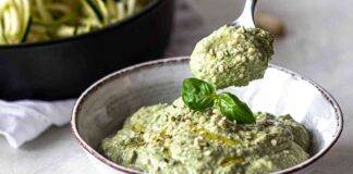 pesto zucchine crude mandorle ricetta FOTO ricettasrint