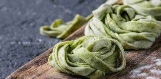 tagliatelle spinaci ricetta