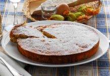 Torta con fiori di zucca