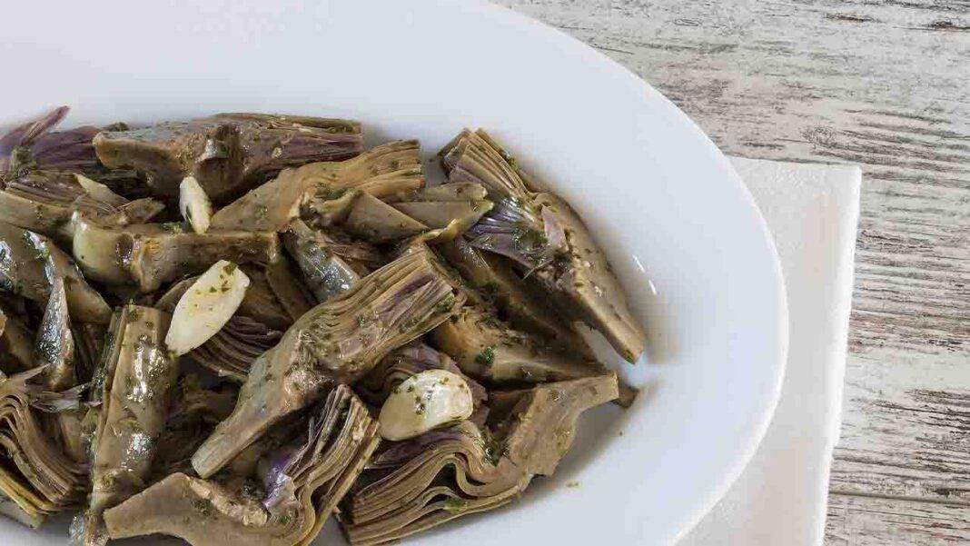 Carciofi trifolati senza menta, un contorno squisito e leggero