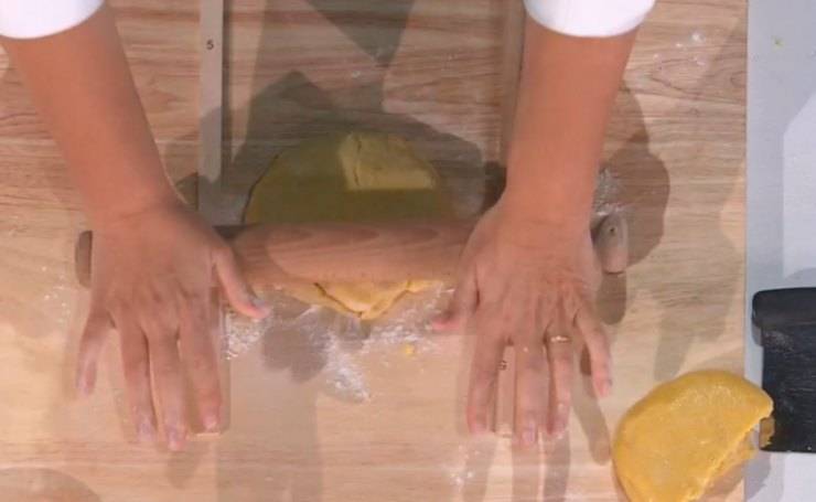 Come fare i biscotti di pasta frolla dello spessore giusto | Ricetta e trucco di Natalia Cattelani