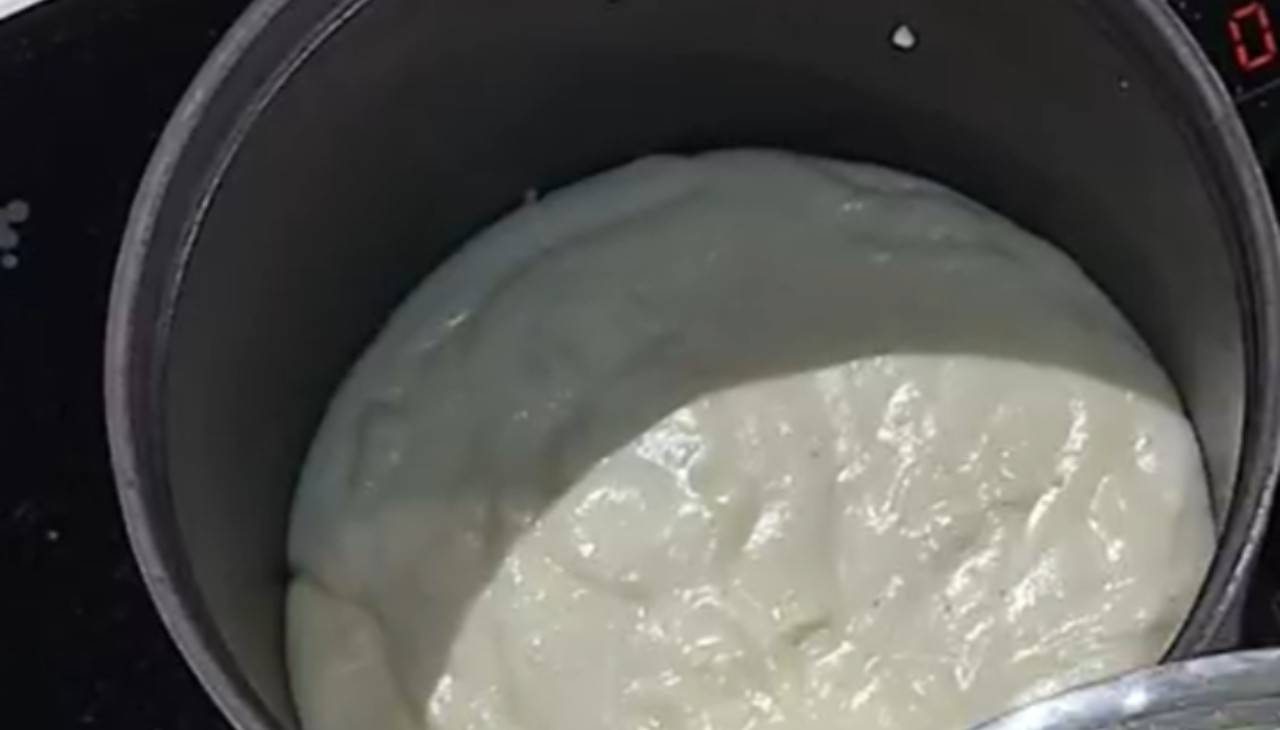 Come fare la besciamella | Ricetta e trucco dello chef Daniele Persegani