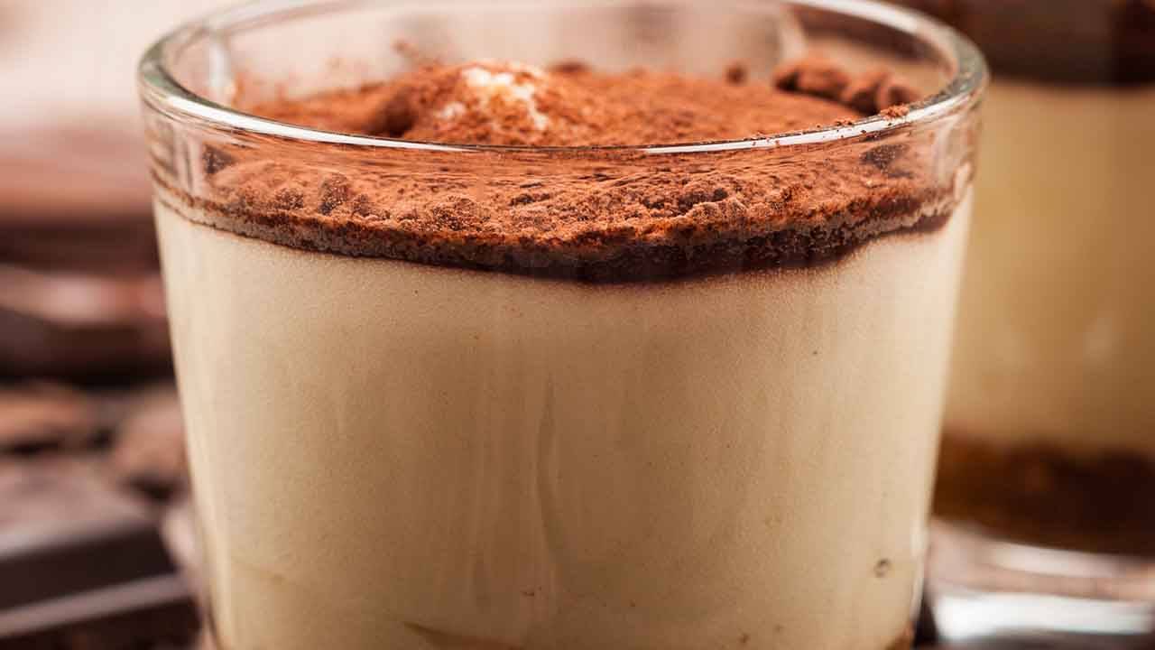 Crema di mascarpone strega e caffè