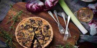 Crostata salata con radicchio e crema di gorgonzola