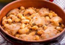 Fagioli con cotiche e salsicce, tipicamente semplice e buono Zuppa di legumi e salsicce con cotenna
