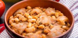 Zuppa di legumi e salsicce con cotenna