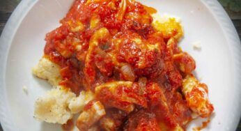 Faraona in tecia e polenta | Ricca di gusto e semplicissima da fare