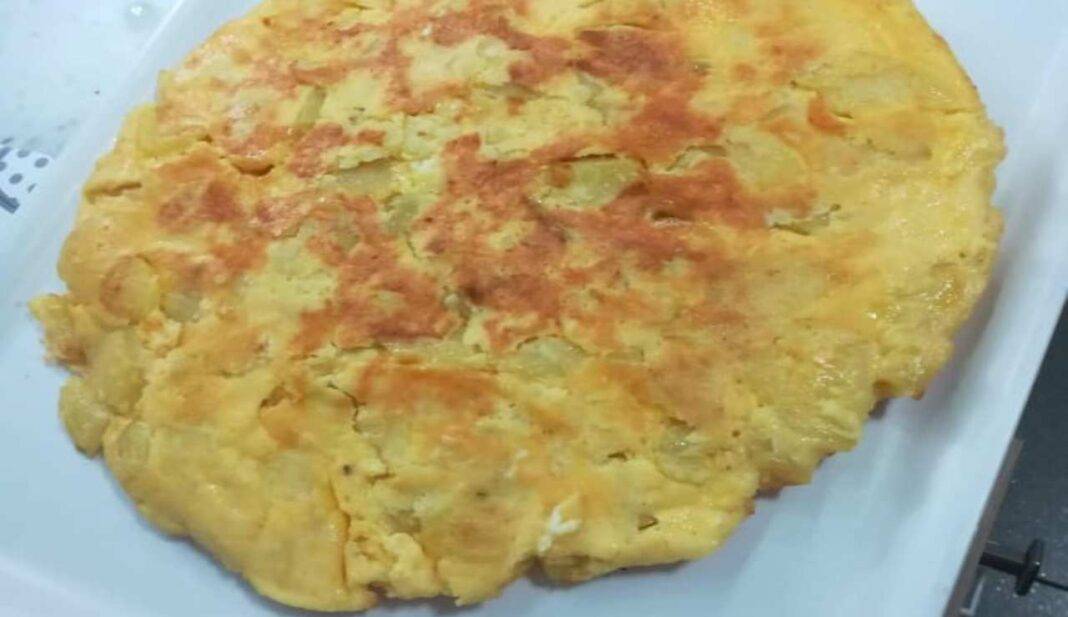 Frittata di patate e sottiletta deliziosa facile ed invitante